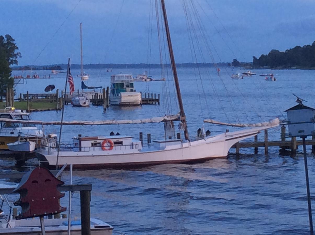 Bath Harbor Marina And Motel Kültér fotó